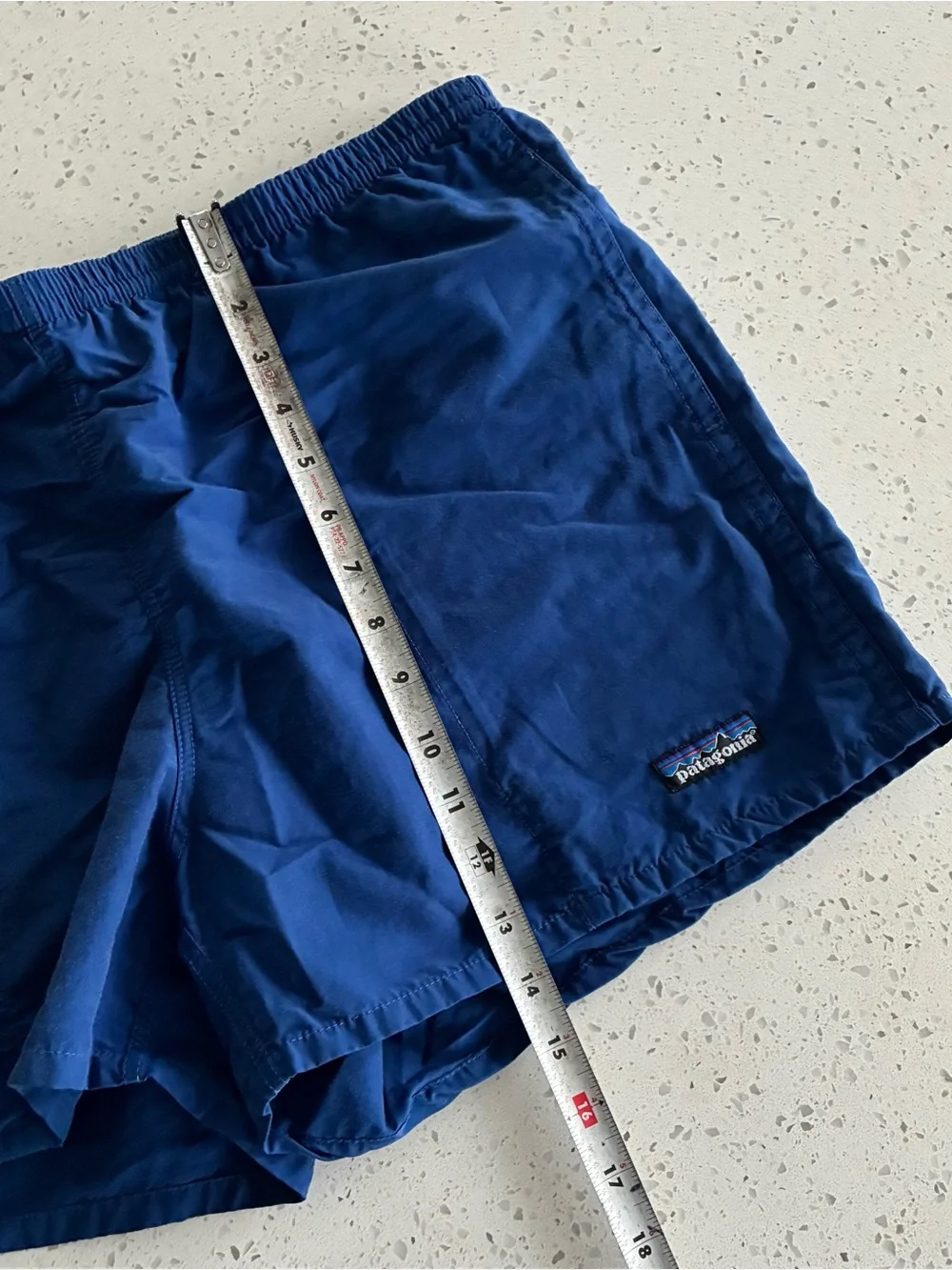 000 - MENS PATAGONIA OUTDOORS BLUE SWIM TRUNKS SHORTS